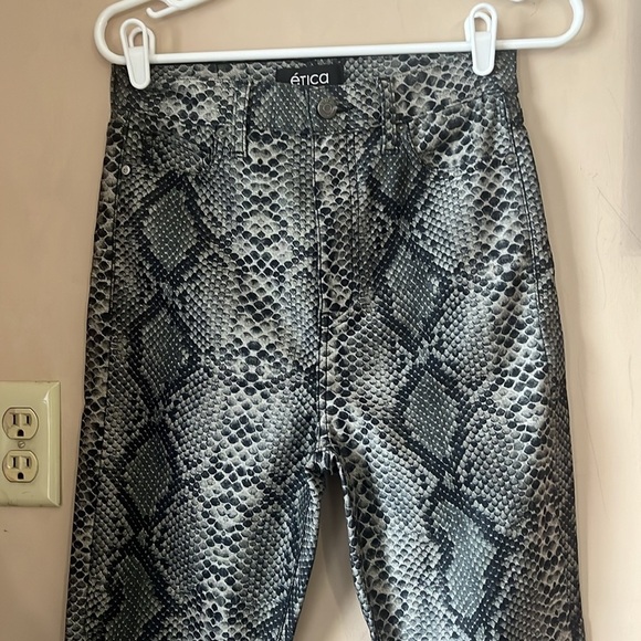 Etica Green “Cindy” High Waist Snake Skin Print Skinny Jean Size 28 - Picture 5 of 13